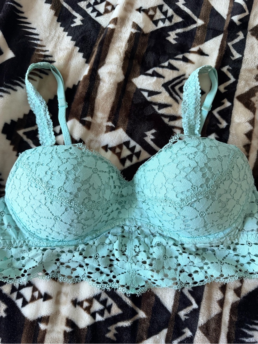 PINK Victoria's Secret Lace Bralette in Mint
